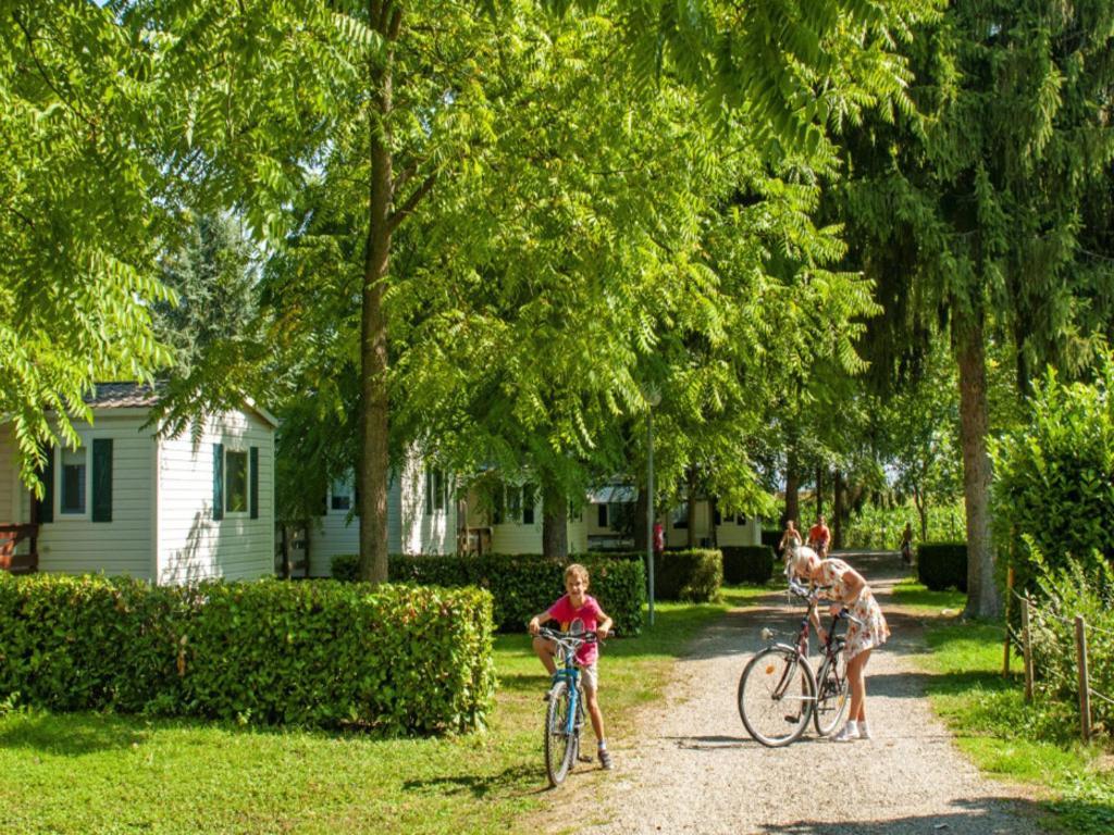 Smart Home Athen Mit Terrasse, Europapark, Rulantica 15Min Boofzheim Ngoại thất bức ảnh